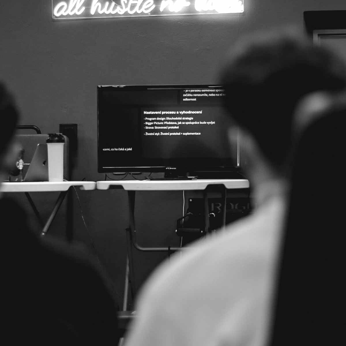 BEYOND BASICS – SEMINÁŘ 15.2